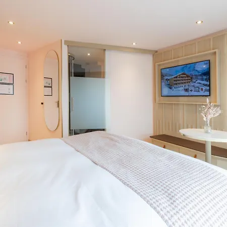 Grindellodge Hotel *